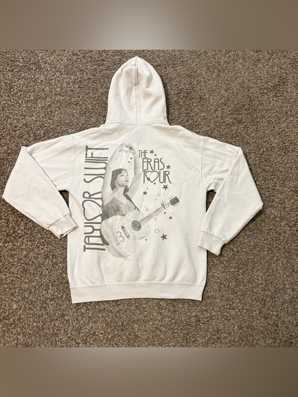 3654 Taylor Swift The Eras Tour Hoodie Cream Size Medium